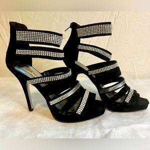 Steven Madden black suede strappy heels